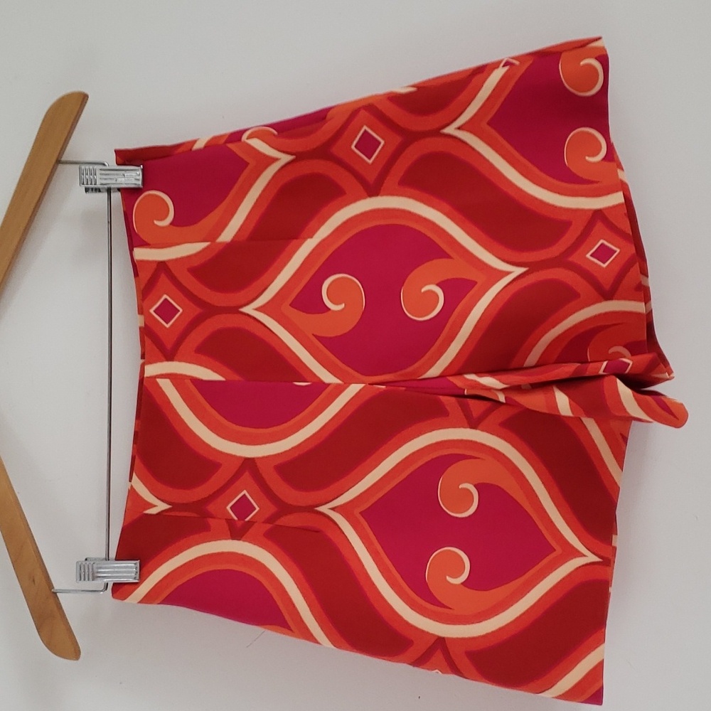 ZARA Hot Pink Fuchsia & Orange Geometric Printed High Waisted Pleated Shorts S